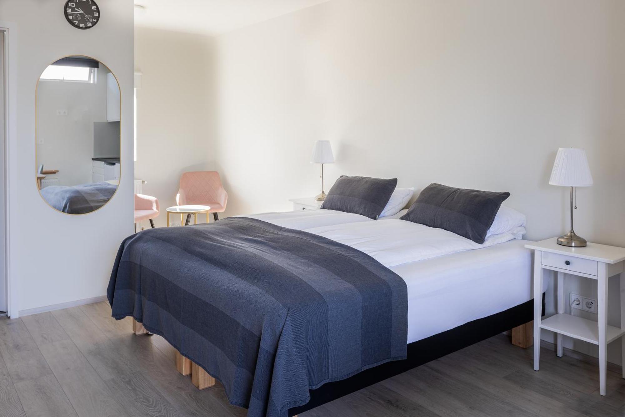 South Central Apartments Brautarholt Экстерьер фото